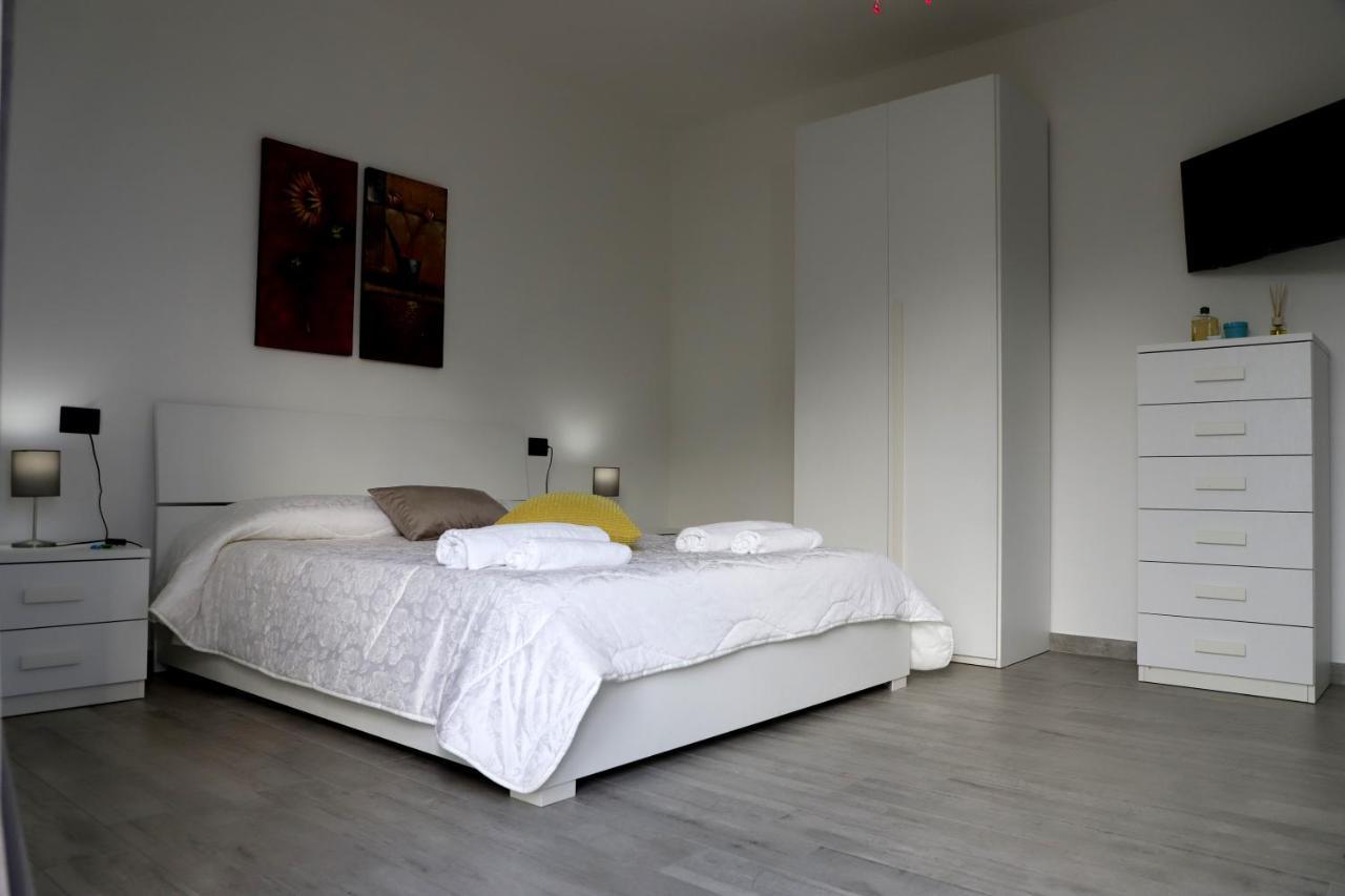 アックエドルチ Assabinirica Bed & Breakfast エクステリア 写真