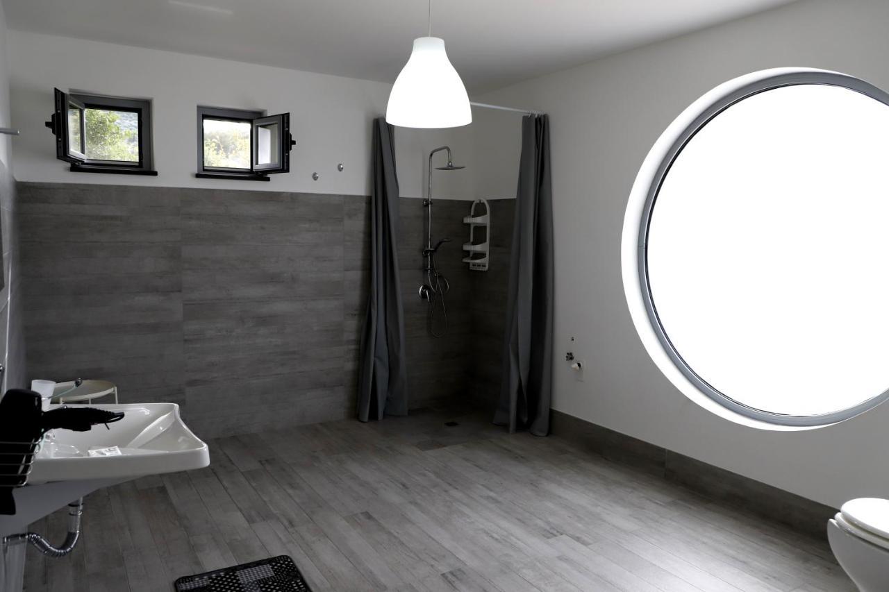 アックエドルチ Assabinirica Bed & Breakfast エクステリア 写真